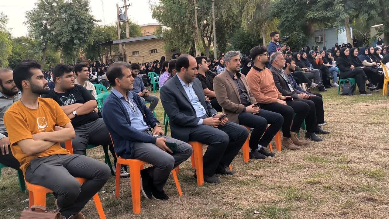 اجتماع یکهزار نفری روز دانشجو در دانشگاه آزاد دزفول