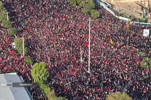 تشییع پیکر مطهر امام مجاهد شهید در شهر مقدس قم
