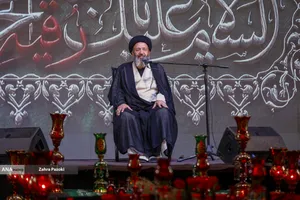 سفره نذری حضرت رقیه(س) در میدان امام حسین(ع)