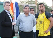 نیکفر خطاب به بازیکنان سپاهان: بازیکنان باتجربه الگوی جوان‌ترها باشند