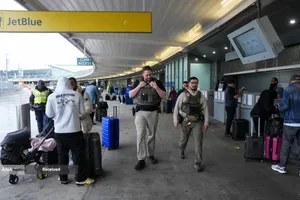 هرج و مرج در فرودگاه&zwnj;های آمریکا