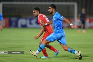 دیدار تیم&zwnj;های فوتبال پرسپولیس - چادرملو
