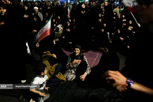 صدو یازدهمین شب حضور مردم ساری در حمایت از نیروهای مسلح و خونخواهی رهبر شهید انقلاب