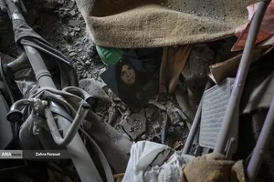 آثار تجاوز هوایی آمریکایی _ صهیونیستی به اماکن مسکونی