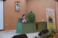 قرآن و پیامبر اکرم(ص) دو بال هدایت بشر؛ وحدت امت اسلامی راهبرد اصلی است