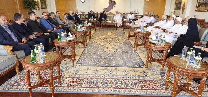 عمان و تنگه هرمز