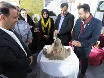 آغاز به کار «نمایشگاه نوآوری و فناوری کاشان ۱۴۰۴»/ خلّاقیت‌های علمی دانش‌آموزان پیش چشم مسئولان