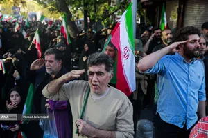 تشییع پیکر مطهر دریابان شهید &laquo;علیرضا تنگسیری&raquo; فرمانده دلاور خلیج فارس و جمعی از شهدای والامقام