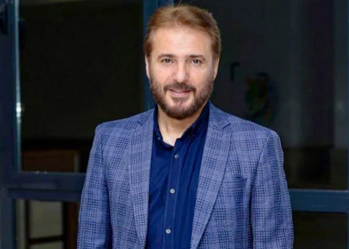 «مشق ناتمام» به یاد ۴۰۰ کودک شهید جنگ روی صحنه رفت+ فیلم «مشق ناتمام» به یاد ۴۰۰ کودک شهید جنگ روی صحنه رفت+ فیلم