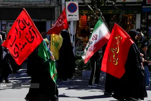 تشییع پیکر مطهر آقای شهید ایران و خانواده ایشان در مشهد
