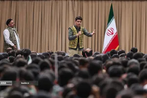 دیدار دانش&zwnj;آموزان و دانشجویان با رهبر معظم انقلاب