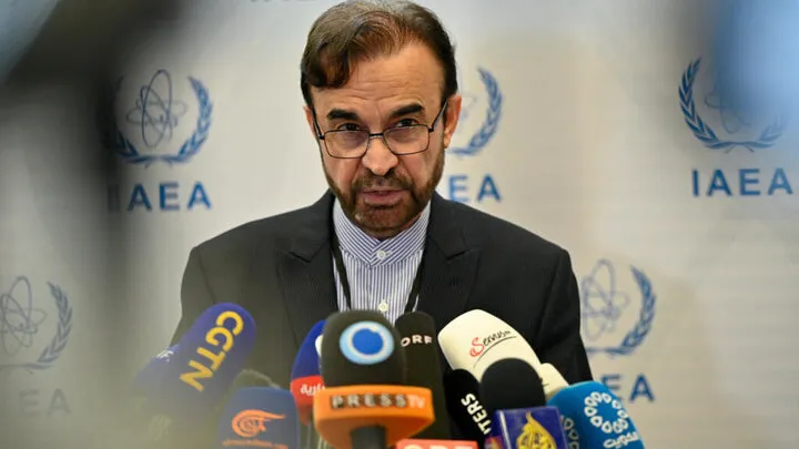 نجفی