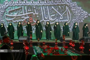 سفره نذری حضرت رقیه(س) در میدان امام حسین(ع)