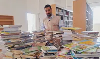 اهدای ۵۰۰ کتاب به یک کتابخانه؛ تداوم جهاد فرهنگی در سبزوار+ فیلم و عکس