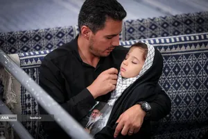 مراسم عزاداری شام غریبان حسینی (ع) در حسینیه امام خمینی