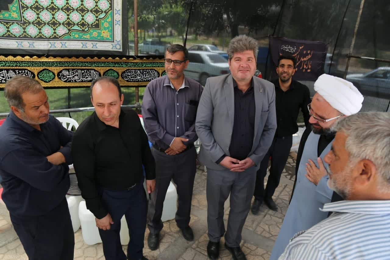 بازدید مسئولان دانشگاه آزاد کرمانشاه از موکب اربعین