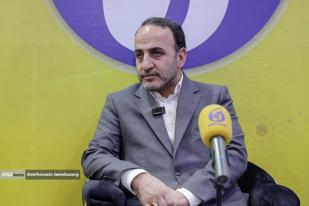 نگاه مقطعی عرصۀ فرهنگ دانشگاه‌ها را با آسیب جدی مواجه می‌کند