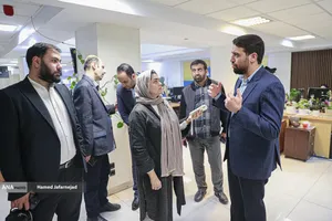 بازدیدمهدی قمی شهردار منطقه 11 تهران از خبرگزاری آنا