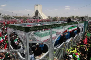 تشییع پیکر مطهر آقای شهید ایران و خانواده ایشان