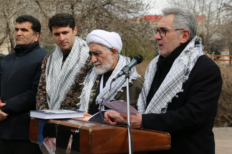 خروش دانشگاهیان دانشگاه آزاد اسلامی در حمایت از فاتحان خیبر/ موکب «مقاومت و پیروزی» در سراسر کشور برپا شد خروش دانشگاهیان دانشگاه آزاد اسلامی در حمایت از فاتحان خیبر/ موکب «مقاومت و پیروزی» در سراسر کشور برپا شد