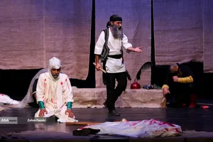 نمایش&laquo;اُپرای تن&zwnj;ها&raquo;