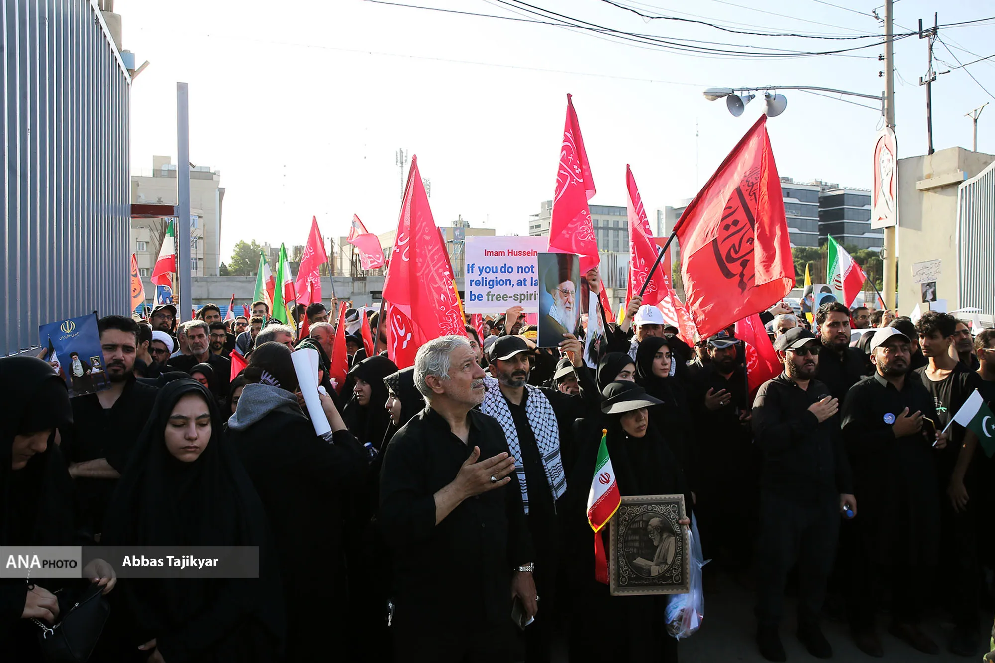 دومین روز مراسم وداع با رهبر شهید انقلاب