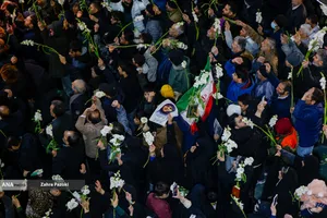 تجمع محکومیت هتک حرمت مساجد در مسجد بهشتی تهران