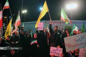 اجتماع مردمی در حمایت از رزمندگان اسلام و وداع با سردار شهید خادمی