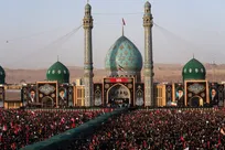 بدرقه و تشییع رهبر شهید انقلاب در مسجد مقدس جمکران