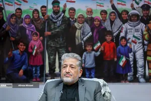 نشست جمعی از بسیجیان با بیژن رنجبر رئیس دانشگاه آزاد اسلامی