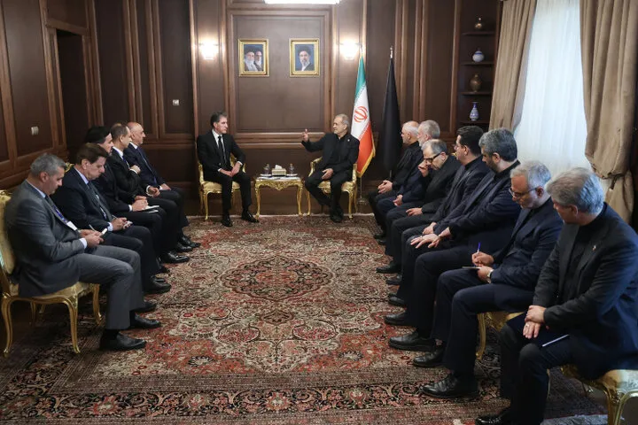 دیدار پزشکیان و بارزانی