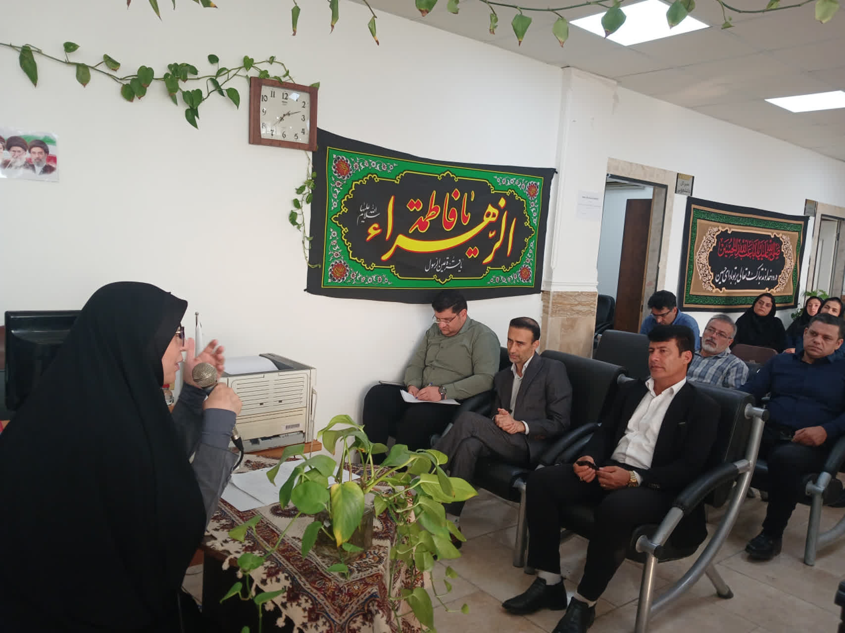 نقش غیرقابل انکار حضرت زینب(س) در تداوم نهضت عاشورا و حفظ پیام قیام امام حسین(ع) نقش غیرقابل انکار حضرت زینب(س) در تداوم نهضت عاشورا و حفظ پیام قیام امام حسین(ع)