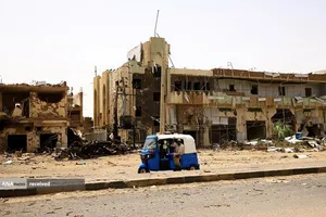 ویرانی ناشی از درگیری شبه نظامیان و ارتش در بازار مرکزی خارطوم شمالی، سودان