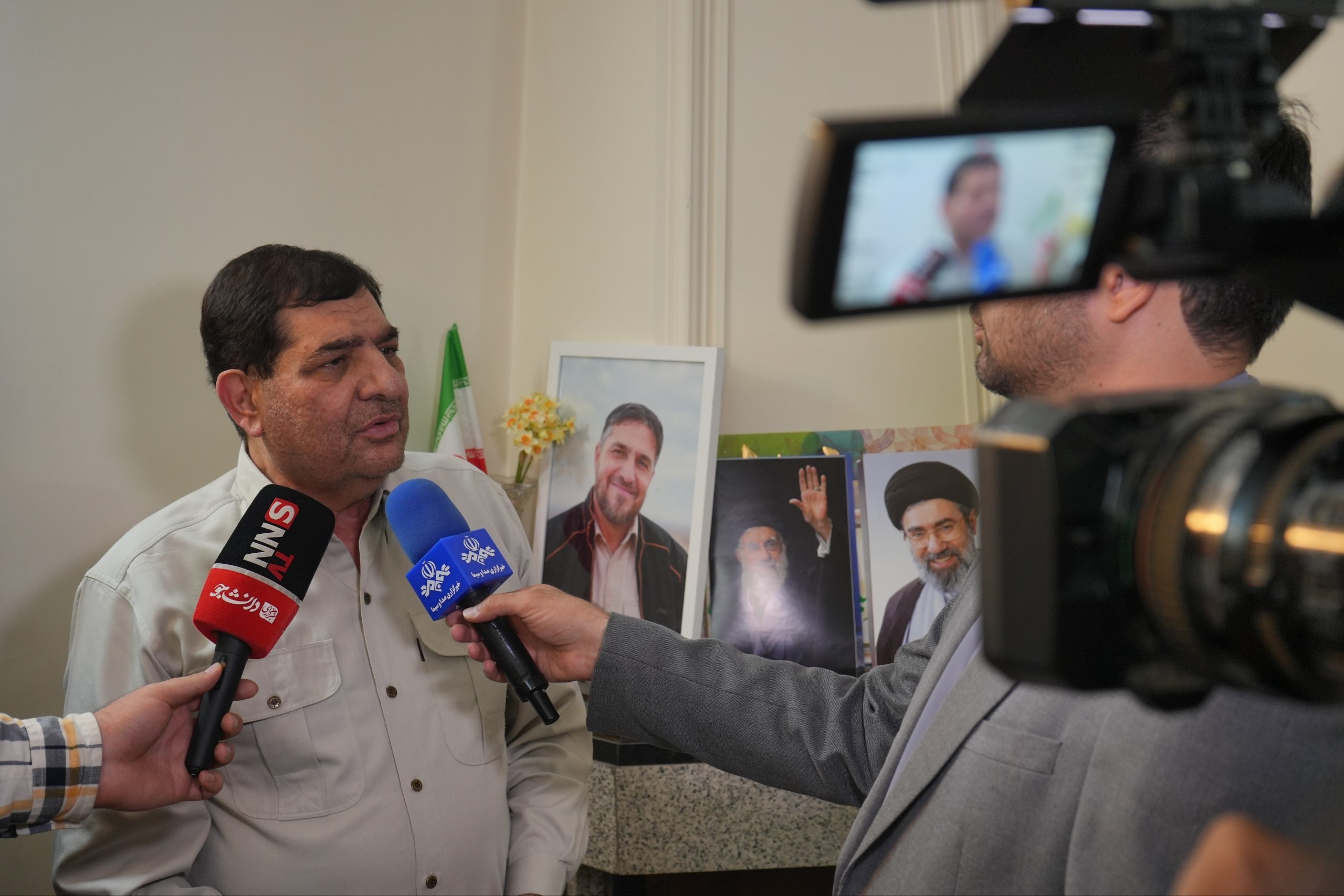 مخبر: شهدای جامعه سلامت نماد ایثار و فداکاری هستند / آمبولانس محل خدمت شهید محمدی بود و دست آخر معراج او شد/ یاد و نام شهیدان همواره در حافظه ملت ایران ماندگار خواهد بود
