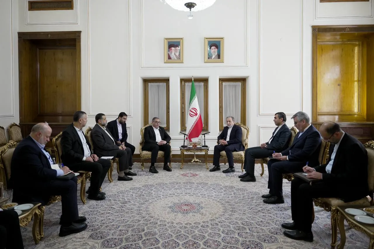 عراقچی
باسم نعیم