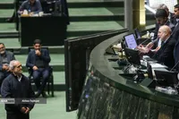 بودجه انقباضی محصول شرایط است/ ضرورت پرهیز از گفتاردرمانی