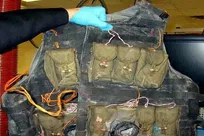 کشف مواد منفجره و جلیقه انتحاری در مرز زابل