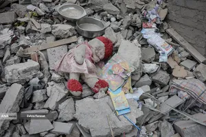 آثار تجاوز هوایی آمریکایی _ صهیونیستی به اماکن مسکونی