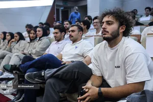 تجلیل از تیم&zwnj;های قهرمان دانشگاه آزاد اسلامی با حضور دکتر بیژن رنجبر