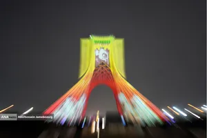 نور افشانی در شب سالگرد پیروزی انقلاب اسلامی