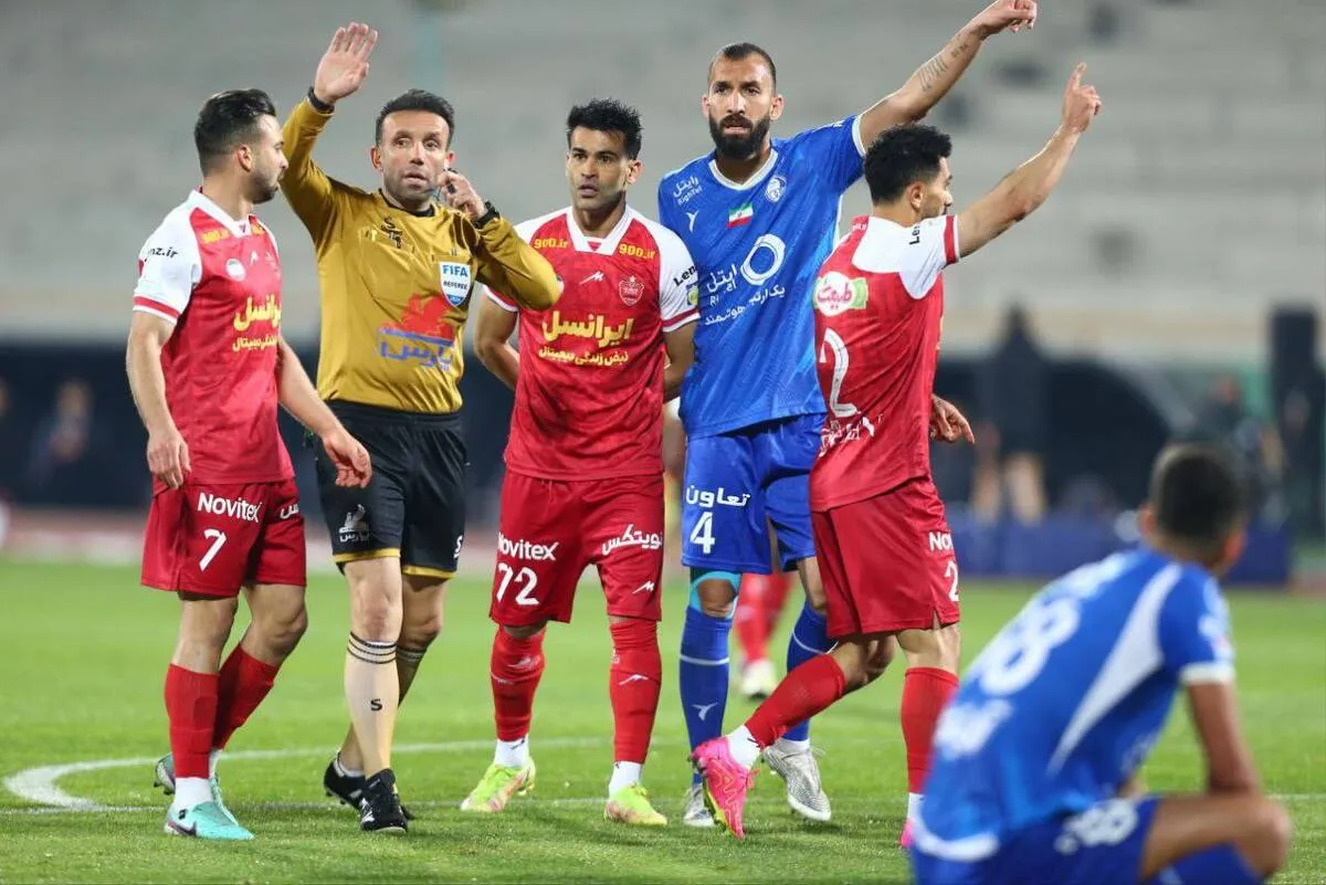 کلهر: استقلال یا پرسپولیس محتاط بازی کنند قهرمانی را از دست می‌دهند/ تیم نکونام از نظر مهره ضعیف‌تر از رقیب است