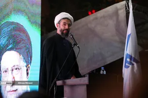اجتماع خانواده دانشگاه آزاد اسلامی در تجدید بیعت با رهبر انقلاب