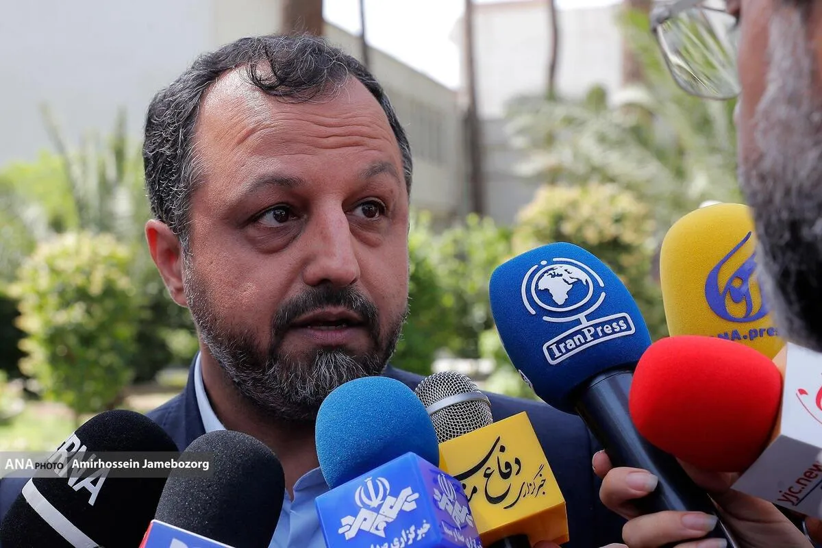 خاندوزی: ۴ بانک‌ دولتی از زیان‌دهی خارج شدند
