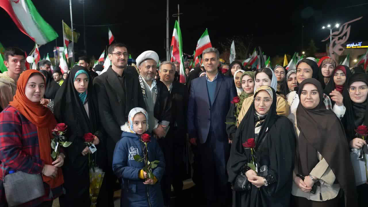 موکب «آفتاب امید» دانشگاه آزاد ارومیه؛ سنگر خدمترسانی فرهنگی و اجتماعی در میدان ولایت فقیه موکب «آفتاب امید» دانشگاه آزاد ارومیه؛ سنگر خدمترسانی فرهنگی و اجتماعی در میدان ولایت فقیه