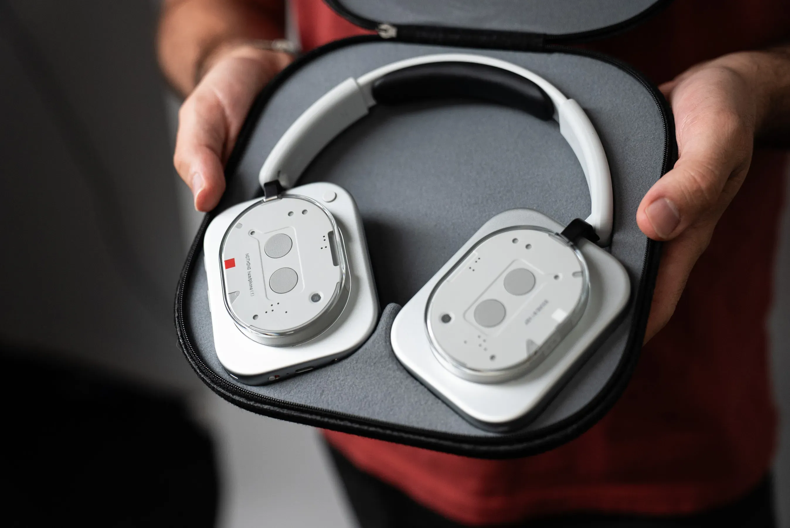 ناتینگ Headphone (۱)