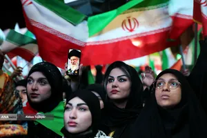 اجتماع مردمی در حمایت از رزمندگان اسلام