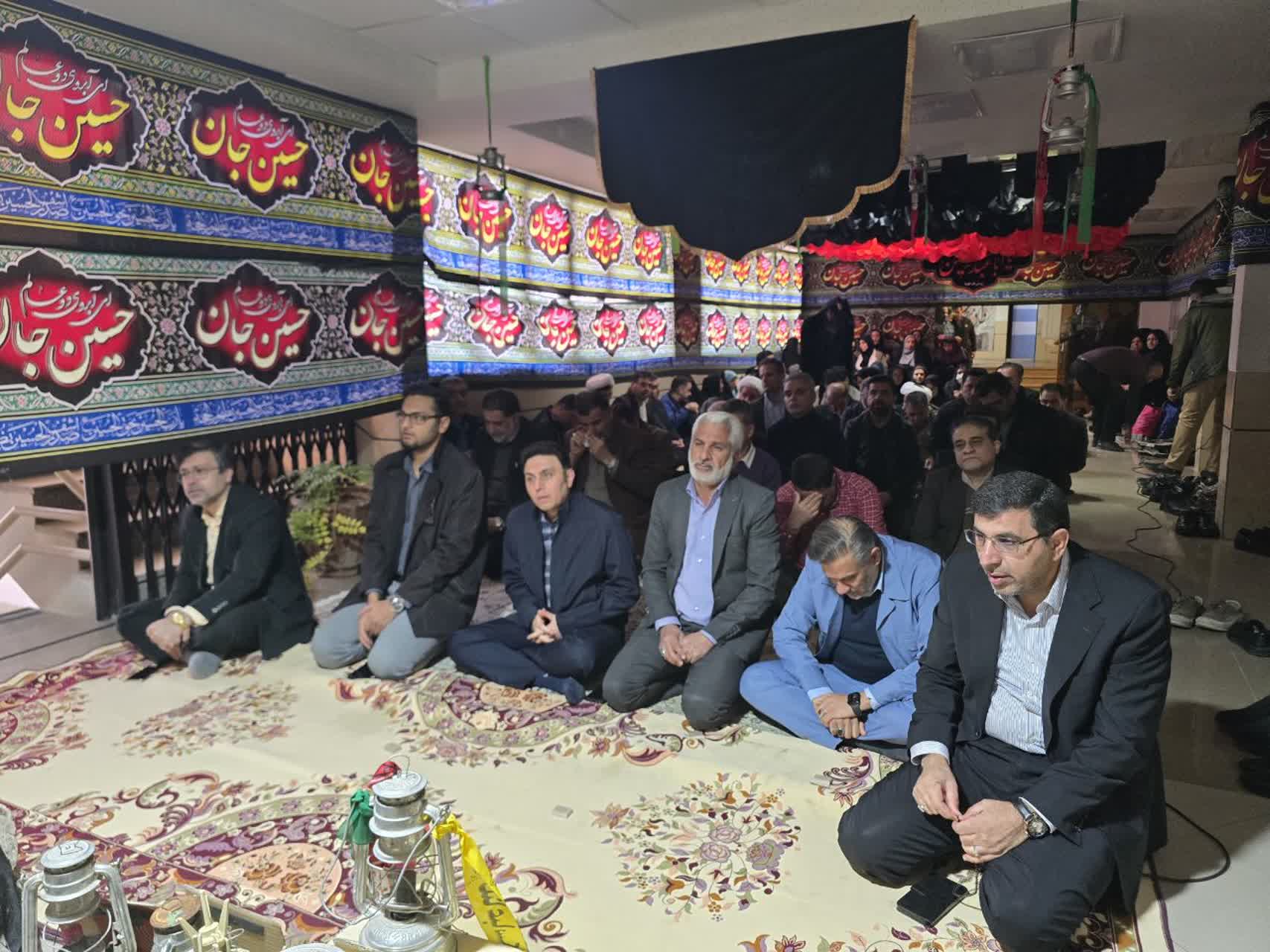 شهیدان نماد حیات معنوی جامعه هستند