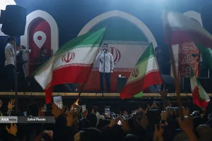 دویستمین شب اجتماع