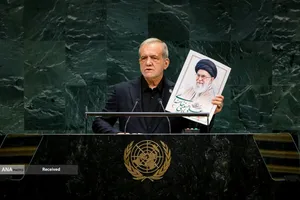 دکتر مسعود پزشکیان رئیس&zwnj;جمهوری اسلامی ایران در سخنرانی خود در هشتاد و یکمین مجمع عمومی سازمان ملل متحد، با اشاره به اتهاماتی که رئیس جمهور آمریکا علیه ایران مطرح کرد، گفت: ما تروریست نیستیم؛ ما قربانی تروریسم هستیم،رئیس جمهور با اشاره به حملات انجام&zwnj;شده علیه ایران اظهار کرد: رهبر ما را بدون هیچ دلیل و برهانی ترور کردند و در حملات صورت&zwnj;گرفته، مدارس، مراکز ورزشی، بیمارستان&zwnj;ها، دانشگاه&zwnj;ها، پل&zwnj;ها و زیرساخت&zwnj;های کشور هدف قرار گرفته&zwnj;اند