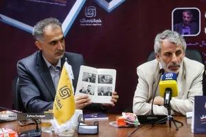 مهدی شکیبایی در مراسم رونمایی از کتاب &laquo;سقوط دمشق&raquo; 